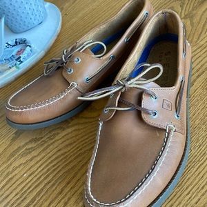 Mens, Sperry Top-Sider shoes. Size 12. Never worn.